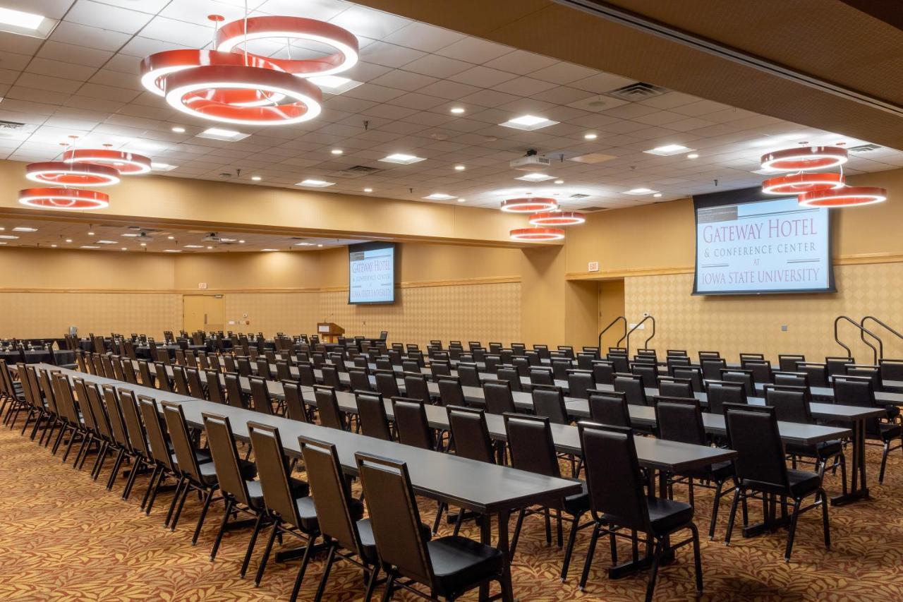 Gateway Hotel And Conference Center Эймс Экстерьер фото