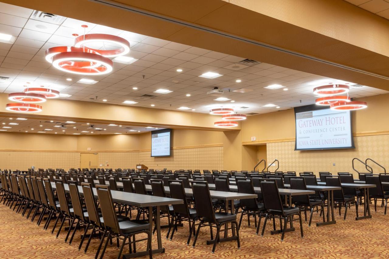 Gateway Hotel And Conference Center Эймс Экстерьер фото