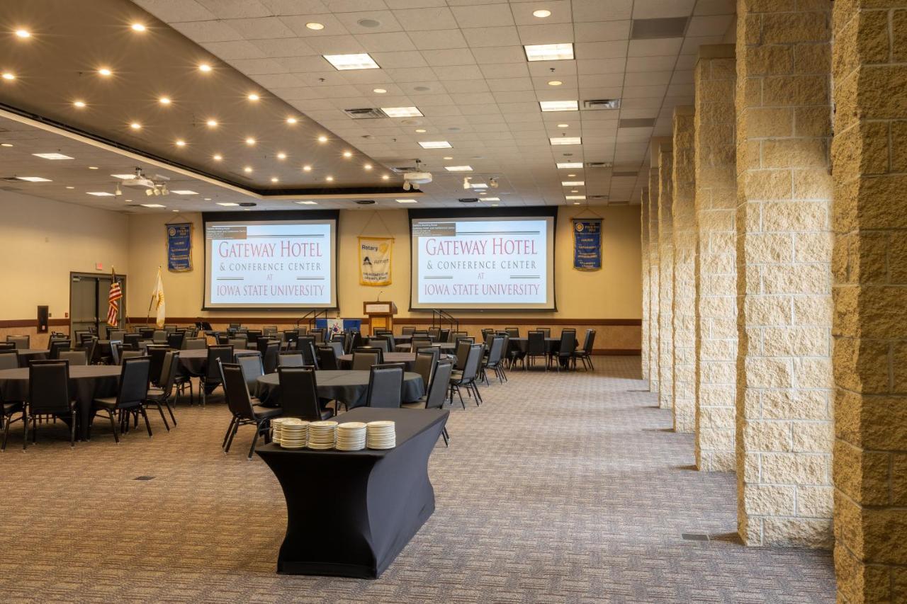 Gateway Hotel And Conference Center Эймс Экстерьер фото